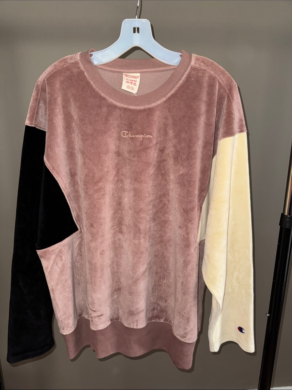 Champion Velour Colorblock Crewneck - Dusty Rose, Black & Cream